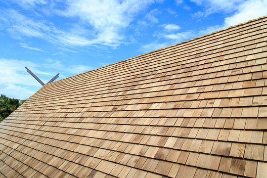 What Are The Lifespan Of Wooden Shake Roofs And Are They Worth It?