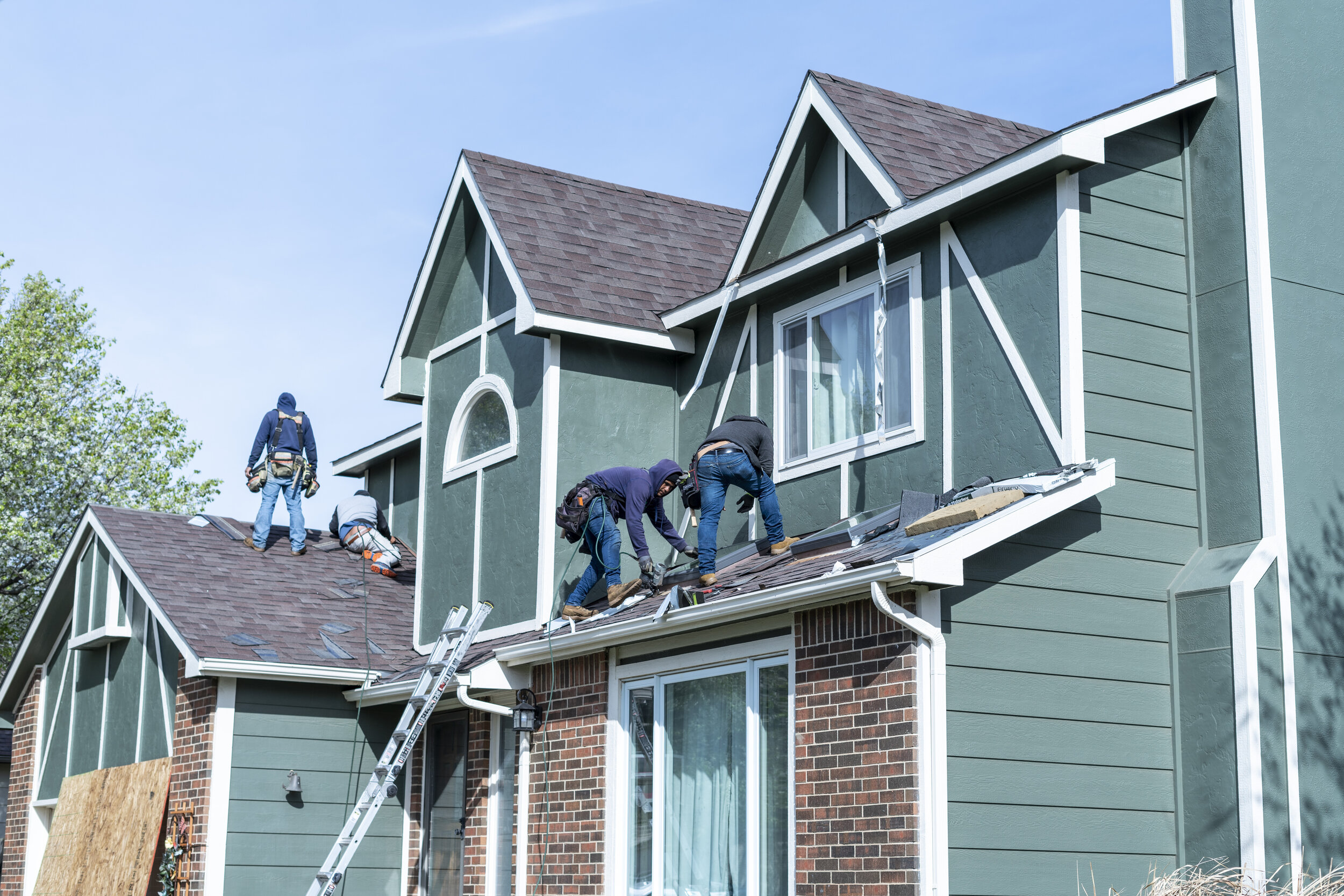 What Factors Influence Businesses To Choose Roof Restoration Over Replacement?