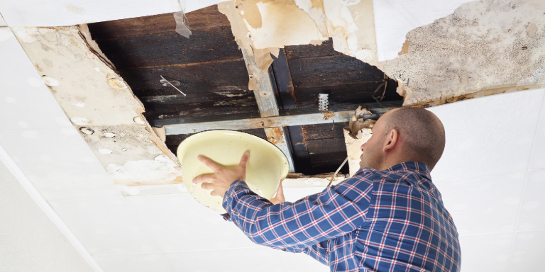 Why Is It Important For Miami Homeowners To Know How To Detect Roof Leaks?