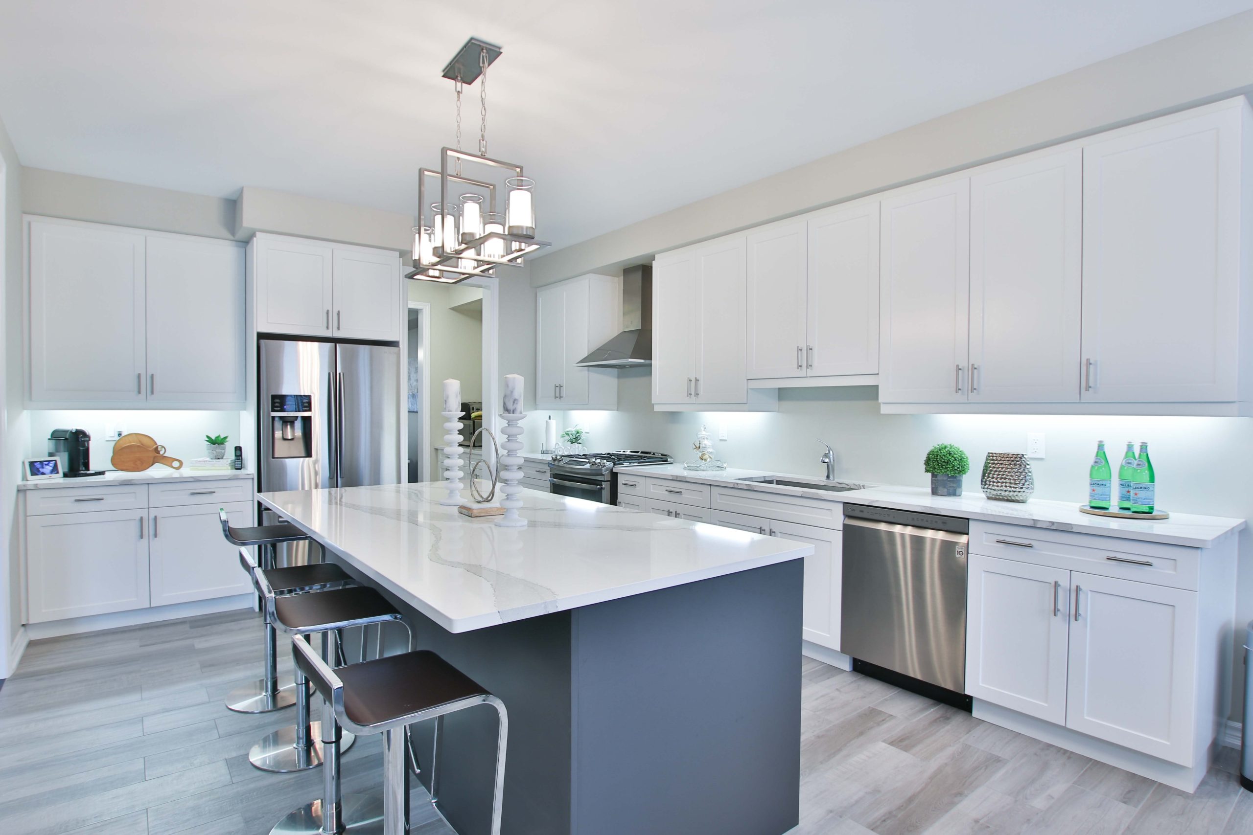 How Can a Renovation Contractor in Prince George’s Modernize Older Homes Without Disrupting Daily Living?